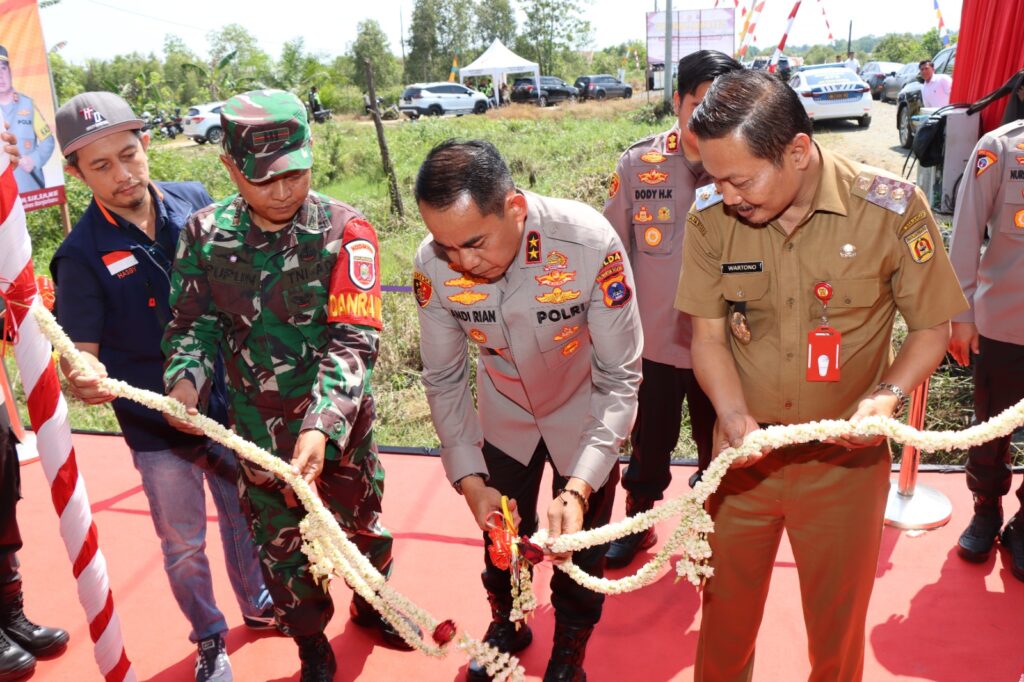 Kapolda Kalsel Resmikan 10 Unit Rumah Layak Huni di Banjarbaru