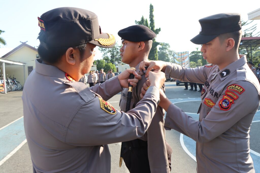 Kapolres Banjarbaru Pimpin Penyambutan 24 Siswa Latja Dari SPN Polda Kalsel