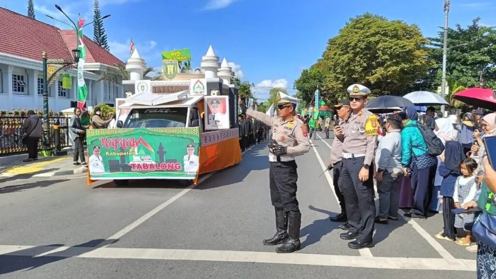 Polres Banjarbaru Sukses Mengamankan Jalannya Rangkaian Pawai Ta’aruf MTQ