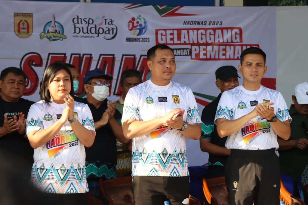 Wakapolres Banjarbaru Hadiri Senam Sehat Bersama Dalam Rangka Peringatan HAORNAS 2023
