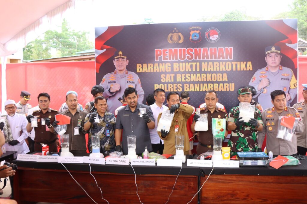 Polres Banjarbaru Musnahkan Barang Bukti Narkotika Dengan Total Senilai Miliaran Rupiah