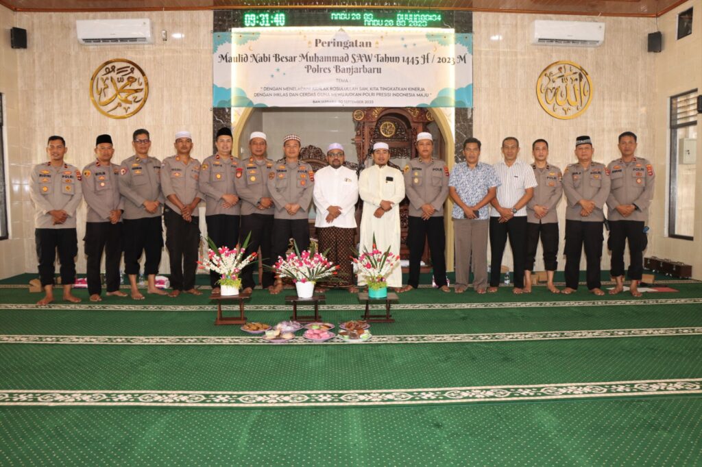 Gelar Peringatan Maulid Nabi Muhammad SAW, Kapolres Banjarbaru: Jadikan Kegiatan Ini Sebagai Momen Untuk Menjadi Pribadi Yang Lebih Baik