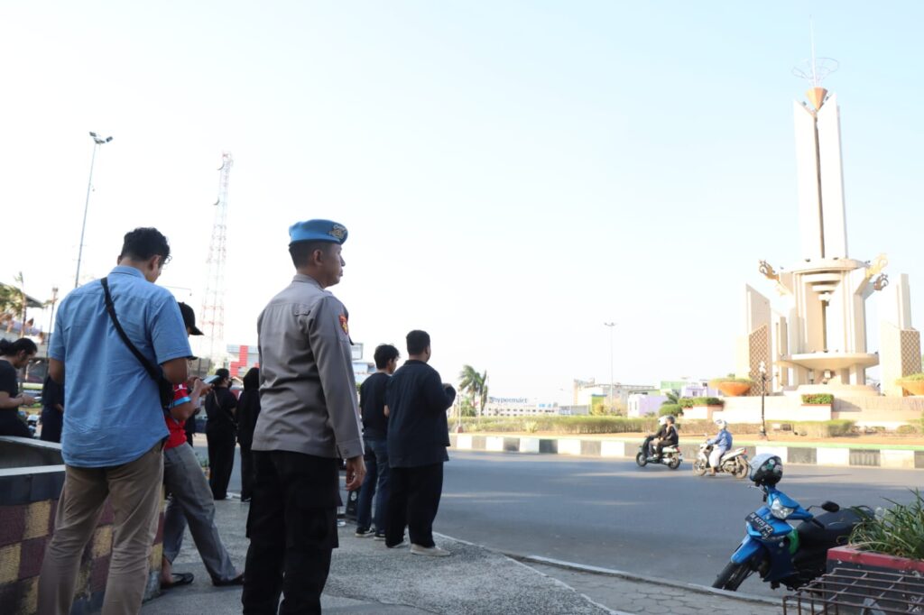 Soroti Kasus Pelanggaran HAM, Aksi Kamisan Di Bundaran Simpang 4 Berlangsung Dengan Tertib