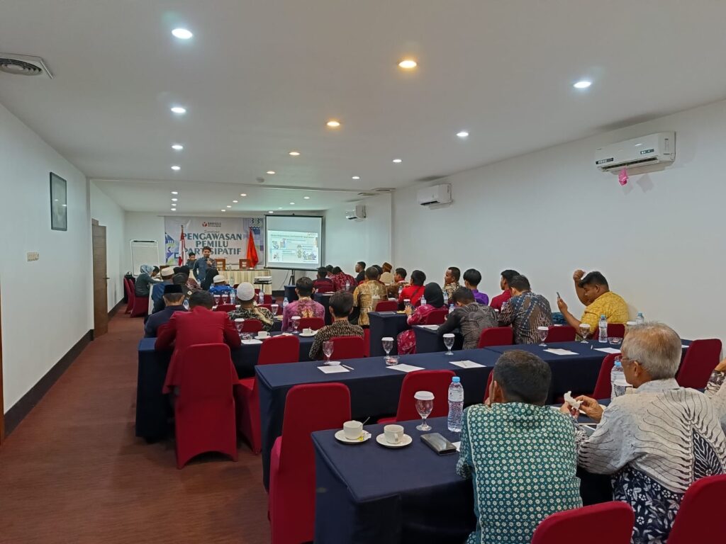 Dijaga Petugas Kepolisian, Sosialisasi Pengawasan Tahapan Pemilu Tahun 2024 Berjalan Kondusif