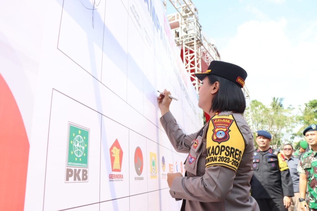 Wakapolres Banjarbaru Hadiri Deklarasi Kampanye Damai Pemilu Tahun 2024