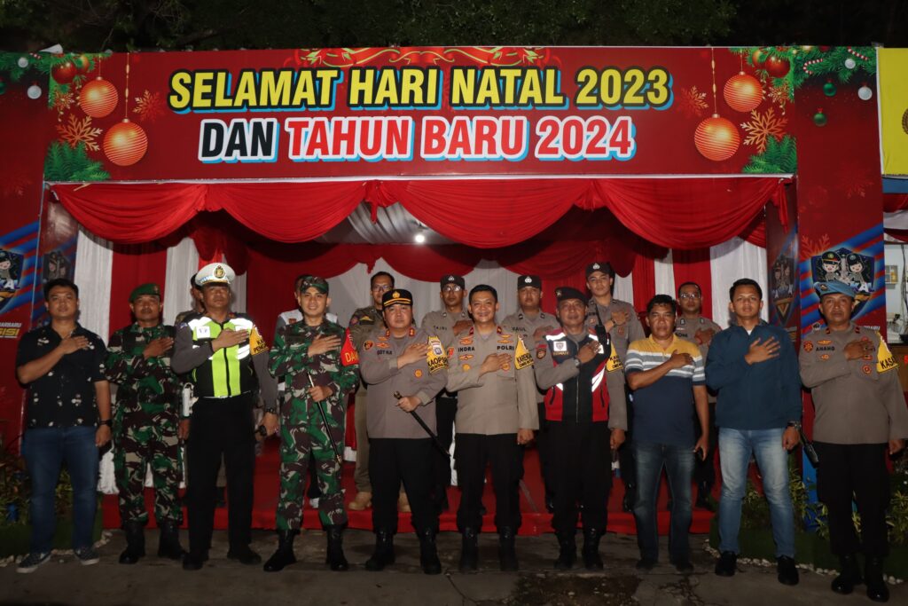 Kapolres Dan Dandim Tinjau Langsung Pos Pelayanan Serta Pengamanan Nataru Di Banjarbaru