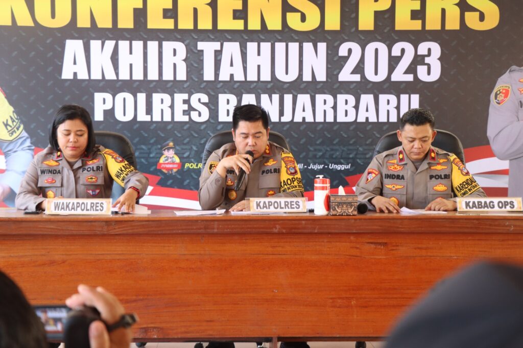 Sampaikan Capaian Kinerja Selama Tahun 2023, Polres Banjarbaru Gelar Konferensi Pers Akhir Tahun