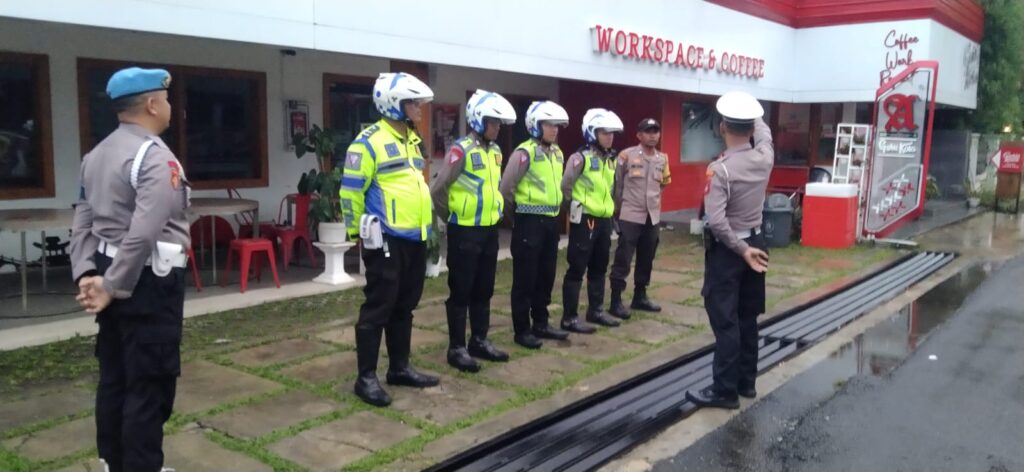 Personel Polres Banjarbaru Laksanakan Pengamanan Kampanye