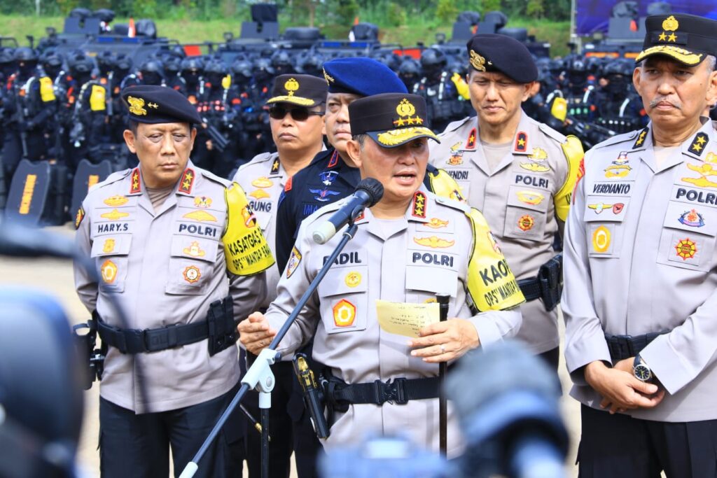 Kabaharkam-Gelar-Apel-Pasukan-3
