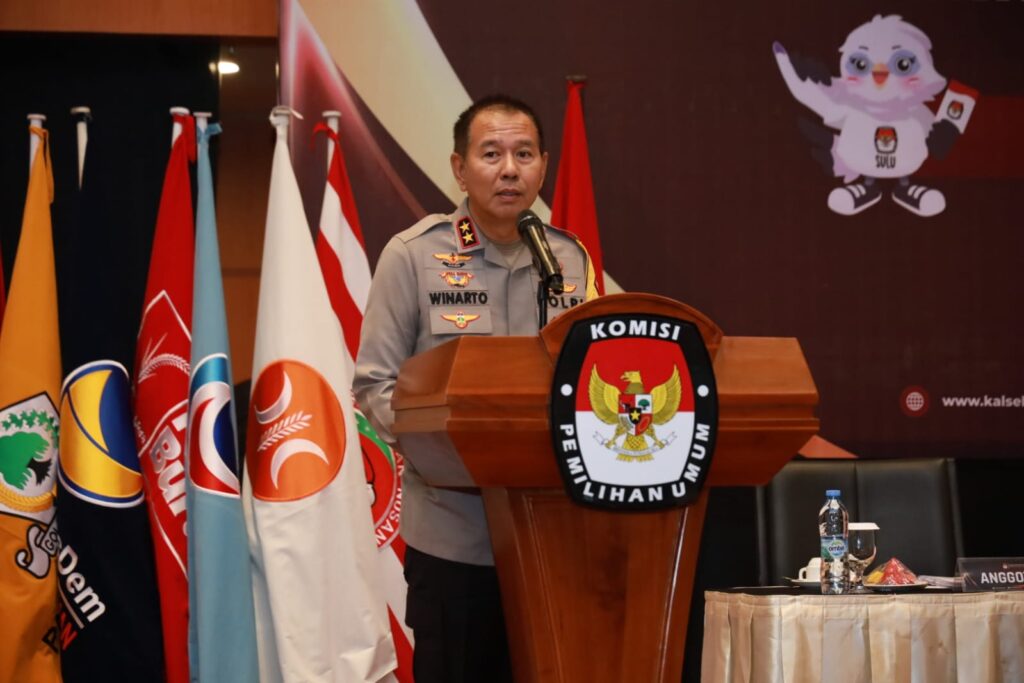 Rapat Pleno Rekapitulasi Penghitungan Suara Pemilu 2024, Kapolda Kalsel Irjen Pol Winarto: Yang tidak puas silahkan sampaikan aspirasinya sesuai aturan
