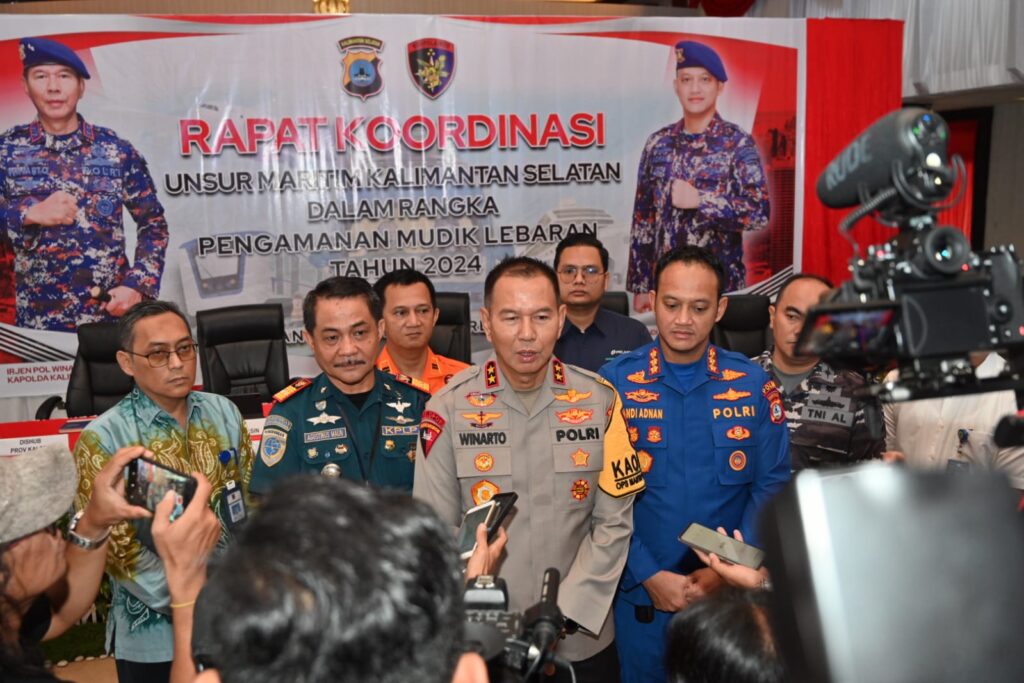 Kapolda Kalsel Irjen Pol Winarto Buka Rapat Koordinasi Unsur Maritim Kalsel untuk Pengamanan Mudik Lebaran 2024